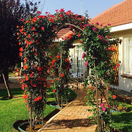 Welcome Guest House Vereeniging Exterior foto