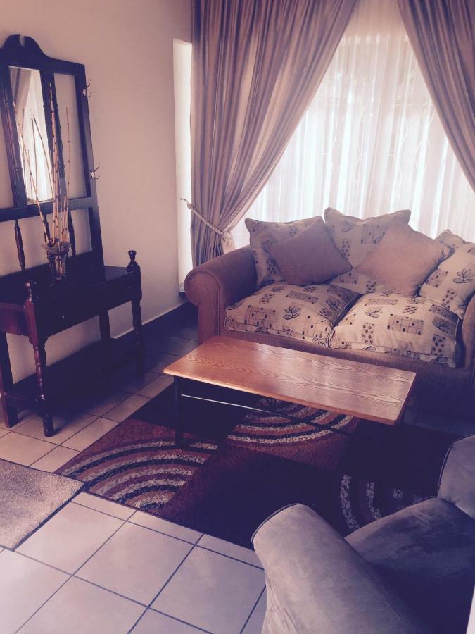 Welcome Guest House Vereeniging Exterior foto